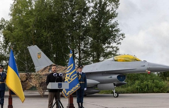 Rủi ro khi Ukraine đưa xe tăng Abrams, tiêm kích F-16 chiến đấu chống lại Nga