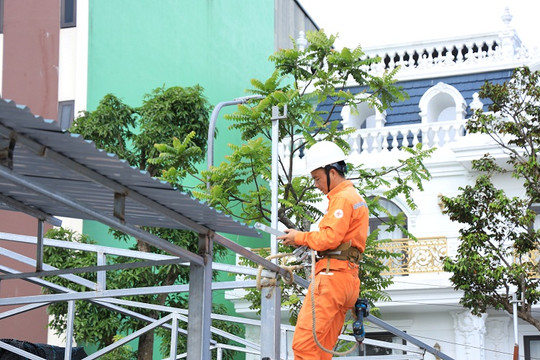 Huyện Quốc Oai yêu cầu hơn 350 tiểu thương tại Chợ Phủ di chuyển đến chợ tạm