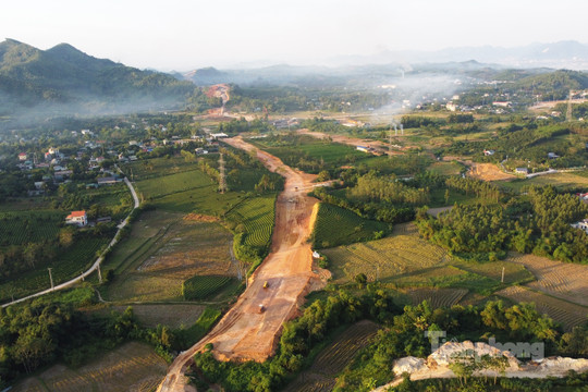 Quyết tâm khơi thông "điểm nghẽn" dự án cao tốc Tuyên Quang - Hà Giang