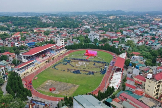 Tỉnh là cửa ngõ vùng Tây Bắc ‘lên đời’ sân vận động gần trăm tuổi xây dựng từ thời Pháp thuộc