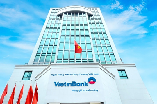 Vietinbank (CTG) tạm ngưng giao dịch với khách hàng chưa cập nhật giấy tờ tùy thân