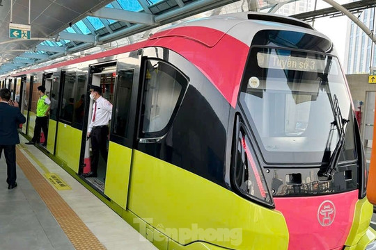 Metro Nhổn - ga Hà Nội phục vụ được hơn 2 triệu lượt khách