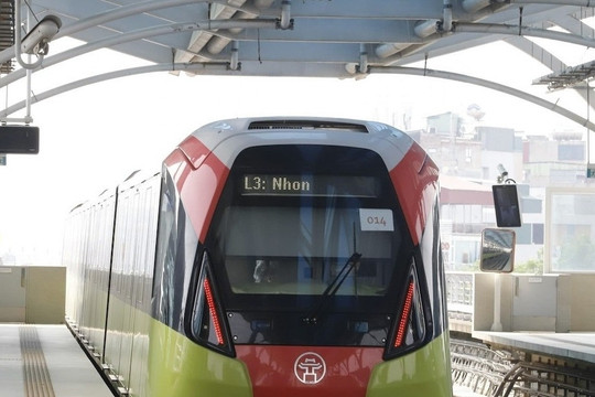 Chính thức vận hành thương mại đoạn trên cao metro Nhổn - ga Hà Nội