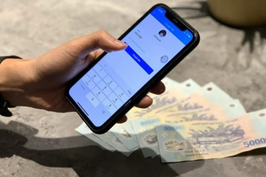 Phát hiện bị lừa nhưng vẫn tự nguyện chuyển thêm tiền: Người đàn ông hành động khó hiểu vì lý do gì?