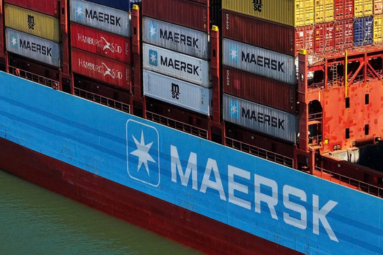 Gã khổng lồ vận tải Maersk ra mắt tàu chạy bằng nhiên liệu ‘methanol kép’ giúp giảm 280 tấn CO2/ngày