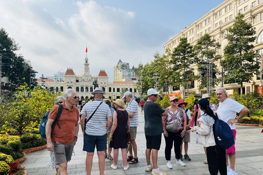 Ngành du lịch TP. Hồ Chí Minh 'về đích' trước kế hoạch, doanh thu đạt 190.000 tỷ đồng