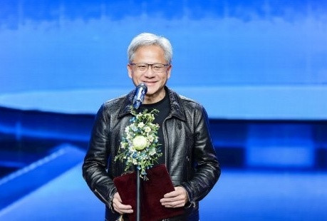 Chủ tịch Nvidia Jensen Huang tiết lộ 'siêu năng lực' lớn nhất của Việt Nam để trở thành cường quốc AI