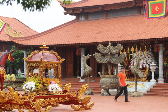 Công trình trăm tỷ của Hoài Linh từng trải dài 7.000m2, nội thất hoành tráng sơn son thếp vàng, nuôi động vật quý hiếm: Giờ ra sao?
