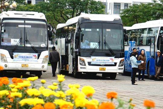 Hơn 20.000 lao động khó khăn ở Đà Nẵng được hỗ trợ quà, vé tàu xe về quê đón Tết