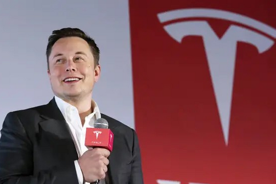 Elon Musk giàu nhất lịch sử