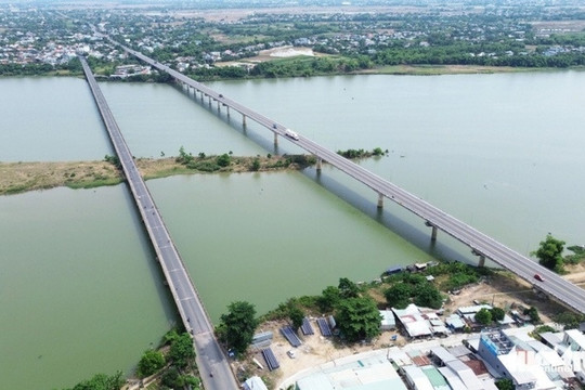 Cây cầu trên tuyến quốc lộ dài nhất Việt Nam tiến hành sửa chữa, cấm ô tô lưu thông trong 60 ngày