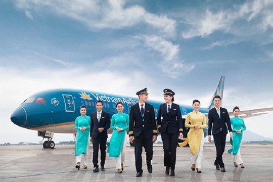 Vietnam Airlines (HVN) báo lãi kỷ lục 7.300 tỷ đồng, lên kế hoạch tham vọng cho năm 2025