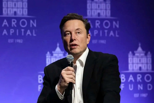 Đặt cược ‘khủng’ vào Elon Musk, huyền thoại đầu tư Ron Baron thu lợi khổng lồ từ Tesla và SpaceX