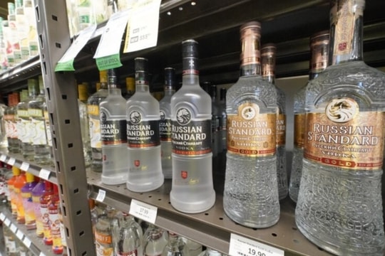 Nghịch lý nước Nga: Giá Vodka tăng 'phi mã' vẫn bùng nổ doanh số