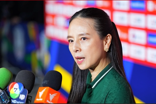 Nữ tỷ phú Madam Pang xin lỗi fan vì để thua Việt Nam ngay trên sân nhà