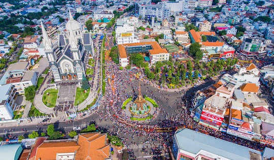 Trong năm nay, tỉnh giàu nhất Việt Nam sẽ triển khai hàng loạt đại dự án