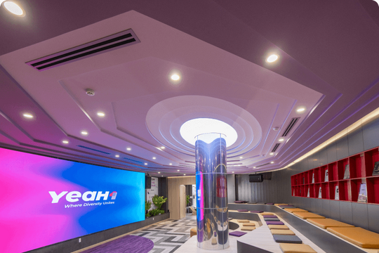 Nữ CEO chương trình 'Anh trai vượt ngàn chông gai' gom cổ phiếu