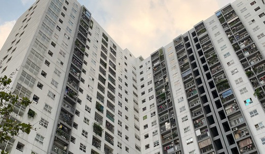 Kiếm 40 triệu/tháng vẫn phải nhịn ăn tiêu 8 năm mới mua được nhà ở Hà Nội
