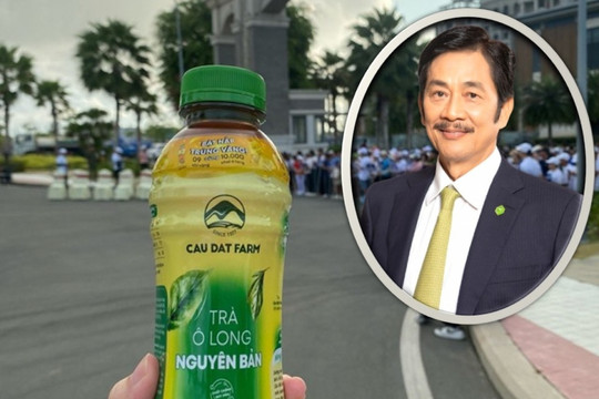 Thương hiệu đồ uống của ông Bùi Thành Nhơn được chọn để phục vụ sự kiện có hơn 600 người, 4.000 lượt quan tâm