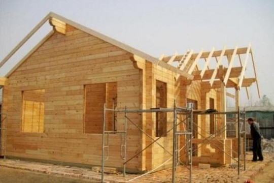 Giá gỗ biến động mạnh do nhu cầu thị trường sụt giảm