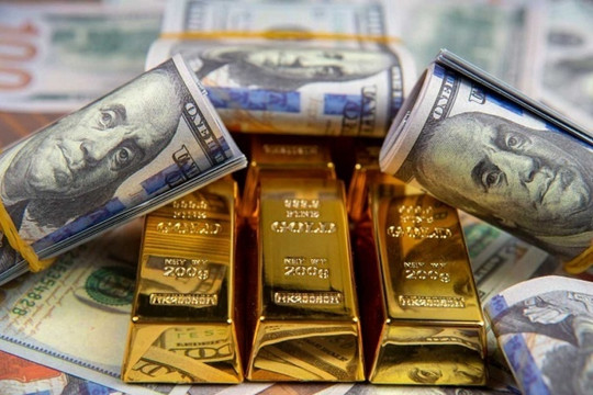 Thị trường rúng động vì thuế, USD mất giá, vàng tăng vọt giữa lo ngại suy thoái toàn cầu