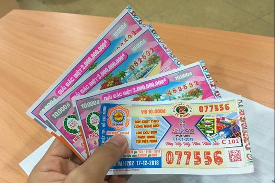 Người đàn ông trúng hơn 56 tỷ đồng ở Hà Nội tiết lộ cách chơi xổ số 'không ảnh hưởng đến gia đình'