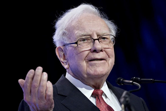 Giữa lúc thị trường rung lắc, Warren Buffett vừa có động thái lạ ở một quốc gia châu Á