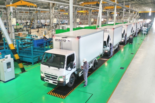 THILOGI của ông Trần Bá Dương triển khai 'mắt thần' theo dõi 24/7 đối với hơn 500 tài xế vận chuyển hàng hóa