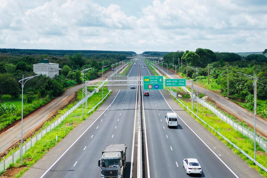 Đề xuất thu phí 5 tuyến cao tốc do nhà nước đầu tư