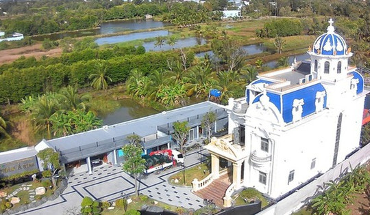 Biệt thự đẹp nhất Cà Mau: Đẹp phần hình, lận đận phần pháp lý