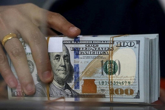 USD ngừng lao dốc, giới đầu tư thận trọng trước dữ liệu GDP Trung Quốc và phát biểu của Powell