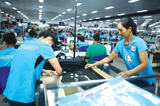 15 mặt hàng xuất khẩu tỷ đô trước 'lằn ranh' thuế Mỹ và bài học giữ vị thế cho hàng Việt
