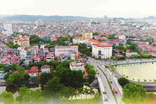 Nơi có thể trở thành thủ phủ của 3 tỉnh Ninh Bình, Nam Định, Hà Nam sau khi ‘về chung nhà’: Thành phố đầu tiên của ĐNÁ có di sản kép được UNESCO công nhận, là đô thị loại I duy nhất ở Nam ĐBSH