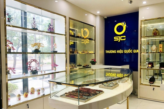 Công an bắt cửa hàng trưởng chi nhánh SJC tại Đà Nẵng