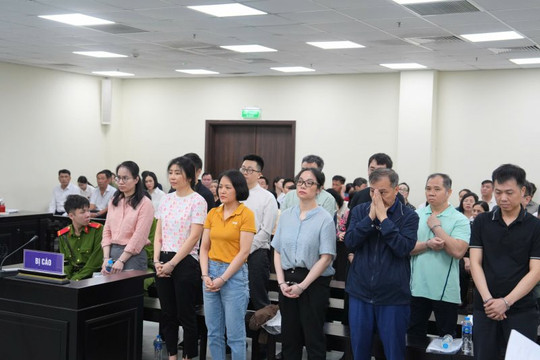 Giám đốc CTCP Vàng Phú Cường hầu tòa vì vận chuyển trái phép 426 triệu USD qua biên giới
