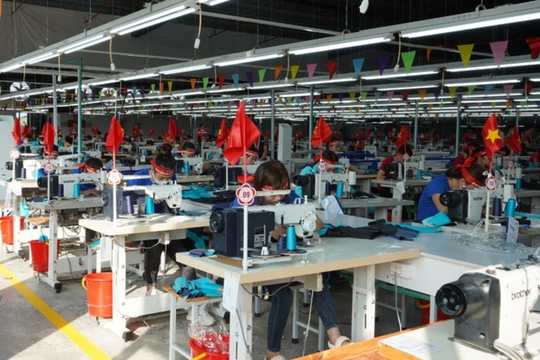 Giữa áp lực thuế đối ứng, đối tác Mỹ 'hiến kế' cho công ty may gần 20.000 lao động tại Việt Nam