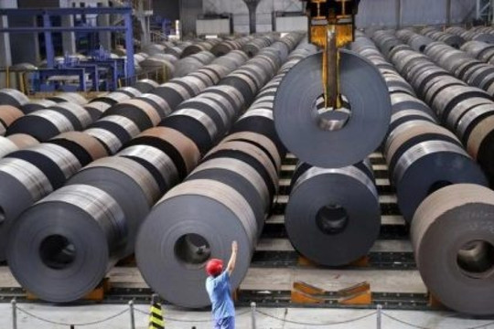 Đòn thuế Bộ Công Thương giáng xuống thép Trung Quốc, hàng Việt Nam bật dậy cả giá lẫn sản lượng