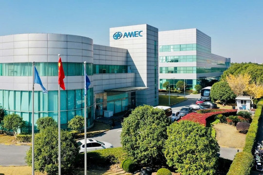 ‘Ông trùm’ ngành chip bất ngờ từ bỏ quốc tịch Mỹ, chọn Trung Quốc: Là nhân vật kỳ cựu từng làm việc cho Intel, sở hữu hơn 500 bằng sáng chế