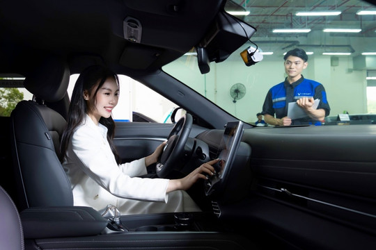 Trạm sạc khắp nơi, dịch vụ hậu mãi 5 sao: Lý do VinFast chinh phục khách hàng Việt