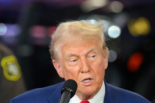 Ông Trump tuyên bố bán đảo Crưm vẫn thuộc về Nga