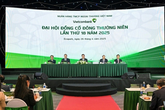 Vietcombank tăng tốc kế hoạch tái cấu trúc ngân hàng 0 đồng