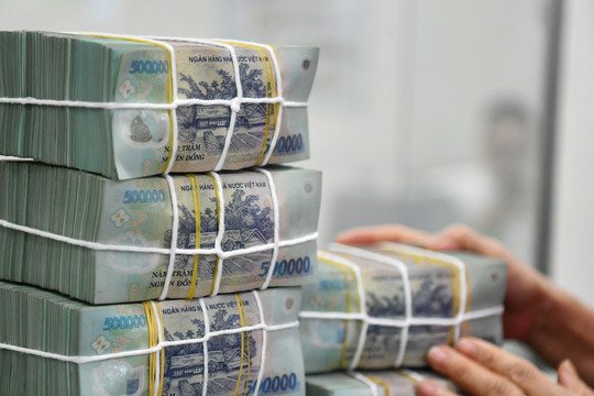 Lãi suất ngân hàng hôm nay 29/4/2025: Tung ưu đãi để tăng lãi suất kỳ hạn ngắn