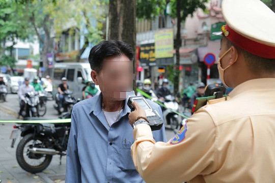 Ngày đầu kỳ nghỉ lễ 30/4 - 1/5, toàn quốc xảy ra 42 vụ tai nạn giao thông