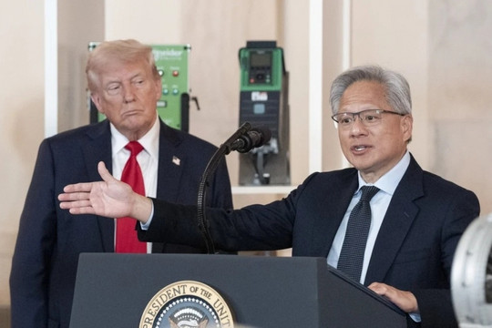 Cuộc chiến chip AI: NVIDIA xin nới, chính quyền Trump muốn siết