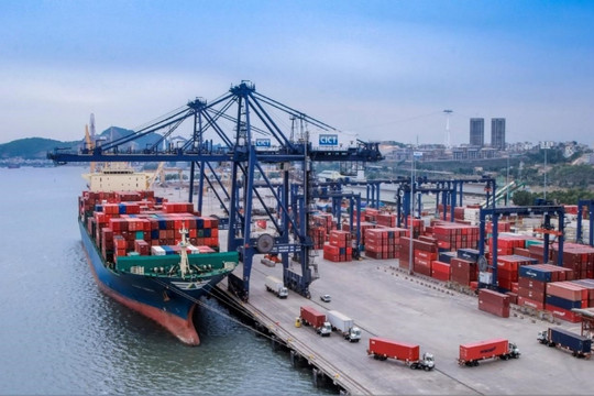 Doanh thu vượt 662 tỷ đồng, Cảng Quảng Ninh (CQN) tham vọng trở thành trung tâm logistics quốc tế