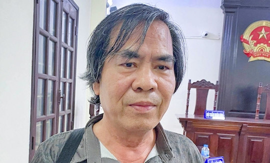Cựu sinh viên đòi Đại học Kinh tế Quốc dân bồi thường hơn 43 tỷ đồng