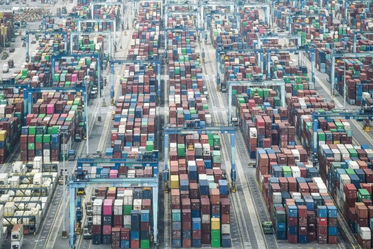 Chỉ mất 5 tệ để đội lốt hàng Đông Nam Á: Hàng Trung Quốc rầm rộ 'rửa xuất xứ’ né thuế 145%