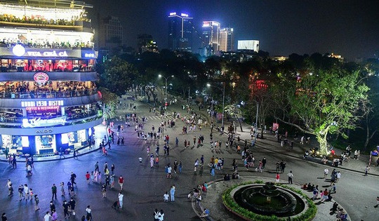 Hà Nội sắp có thêm 9 phố đi bộ khắp thành phố
