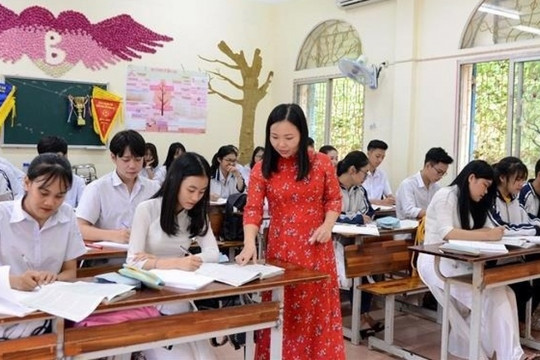 Cả nước thiếu 120.000 giáo viên, Bộ GD-ĐT hành động khẩn để tìm người 'gieo chữ'