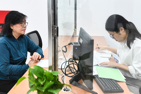 Bộ Nội vụ: Phương án giảm 20% biên chế không gồm viên chức giáo dục và y tế